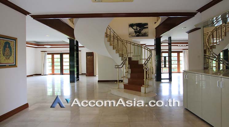 4  5 br House For Rent in Samutprakan ,Samutprakan BTS Bang Na at Lakeside Villa 1 50231