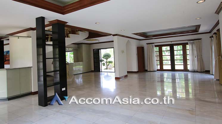 6  5 br House For Rent in Samutprakan ,Samutprakan BTS Bang Na at Lakeside Villa 1 50231