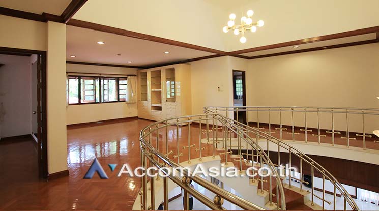 10  5 br House For Rent in Samutprakan ,Samutprakan BTS Bang Na at Lakeside Villa 1 50231