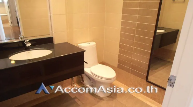 7  2 br Condominium for rent and sale in Silom ,Bangkok BTS Sala Daeng - MRT Silom at The Legend Saladaeng AA18222