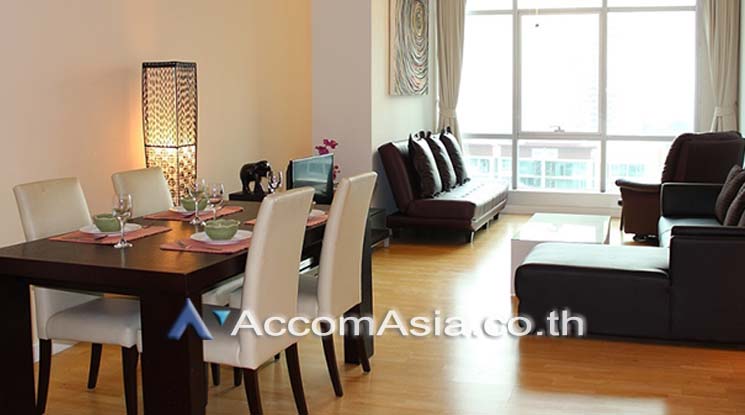  1  2 br Condominium For Sale in Charoen Nakhon ,Bangkok BTS Krung Thon Buri at Baan Sathorn Chaophraya AA18275