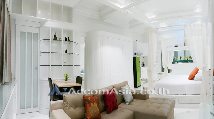  1  2 br Condominium For Sale in Charoen Nakhon ,Bangkok BTS Krung Thon Buri at Baan Sathorn Chaophraya AA18276