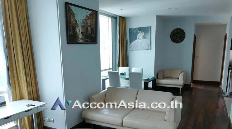 unit 2 Bedrooms  Condominium For Rent in Sathorn, Bangkok  near BTS Chong Nonsi (AA18306)