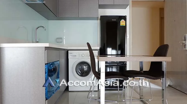 unit 2 Bedrooms  Condominium For Rent in Sukhumvit, Bangkok  near BTS Thong Lo (AA18341)