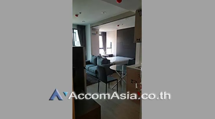 unit 1 Bedroom  Condominium For Rent in Silom, Bangkok  near MRT Sam Yan (AA18343)