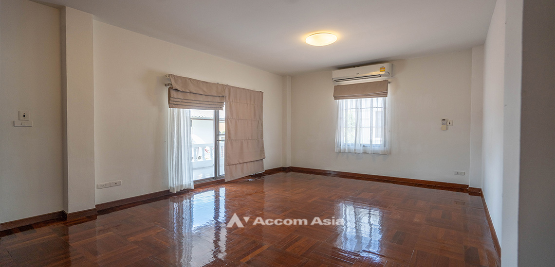 12  4 br House For Rent in Sukhumvit ,Bangkok BTS Thong Lo at Sukhumvit Villa AA18368
