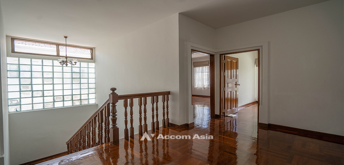 17  4 br House For Rent in Sukhumvit ,Bangkok BTS Thong Lo at Sukhumvit Villa AA18368