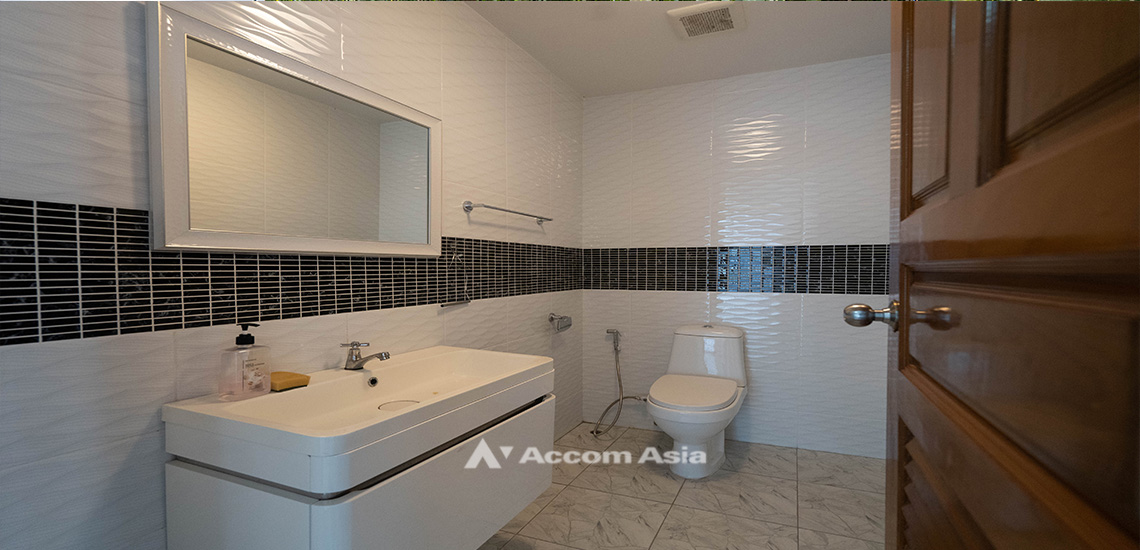 19  4 br House For Rent in Sukhumvit ,Bangkok BTS Thong Lo at Sukhumvit Villa AA18368