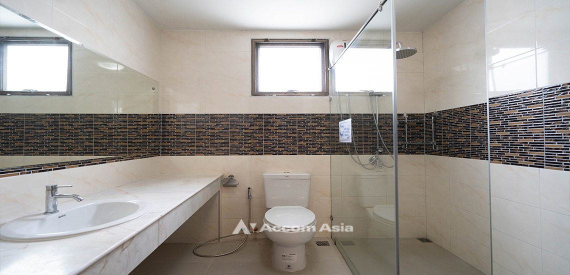 21  4 br House For Rent in Sukhumvit ,Bangkok BTS Thong Lo at Sukhumvit Villa AA18368