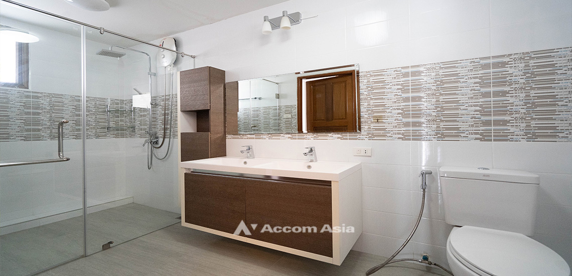 22  4 br House For Rent in Sukhumvit ,Bangkok BTS Thong Lo at Sukhumvit Villa AA18368