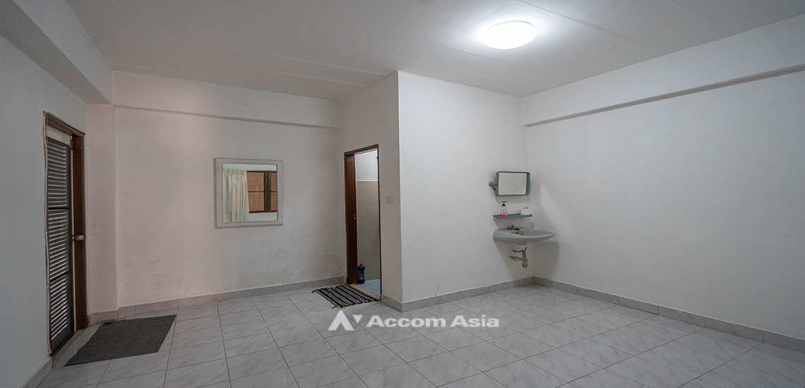 10  4 br House For Rent in Sukhumvit ,Bangkok BTS Thong Lo at Sukhumvit Villa AA18368