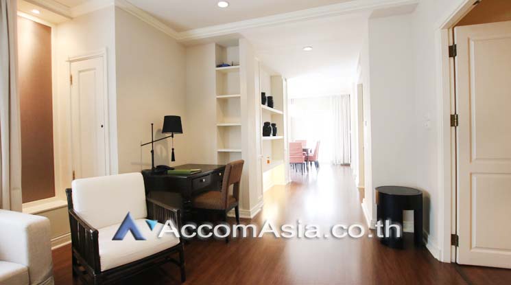  1  2 br Apartment For Rent in Silom ,Bangkok MRT Silom - BTS Sala Daeng at Luxurious Colonial Style AA18378