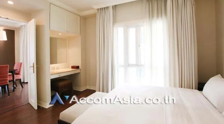 4  2 br Apartment For Rent in Silom ,Bangkok MRT Silom - BTS Sala Daeng at Luxurious Colonial Style AA18378