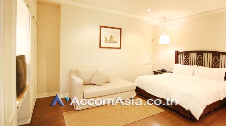 8  2 br Apartment For Rent in Silom ,Bangkok MRT Silom - BTS Sala Daeng at Luxurious Colonial Style AA18378