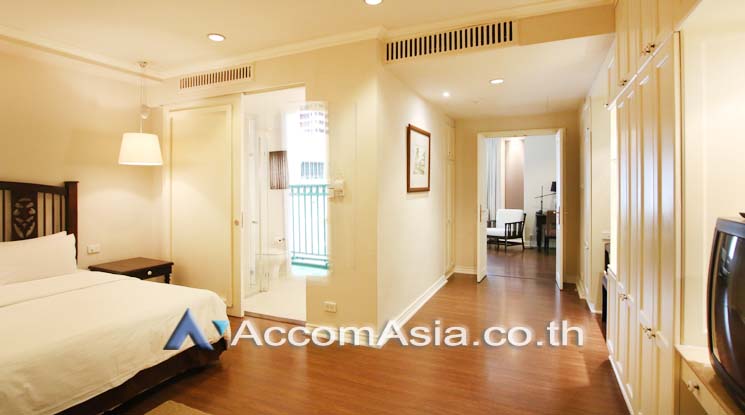 9  2 br Apartment For Rent in Silom ,Bangkok MRT Silom - BTS Sala Daeng at Luxurious Colonial Style AA18378