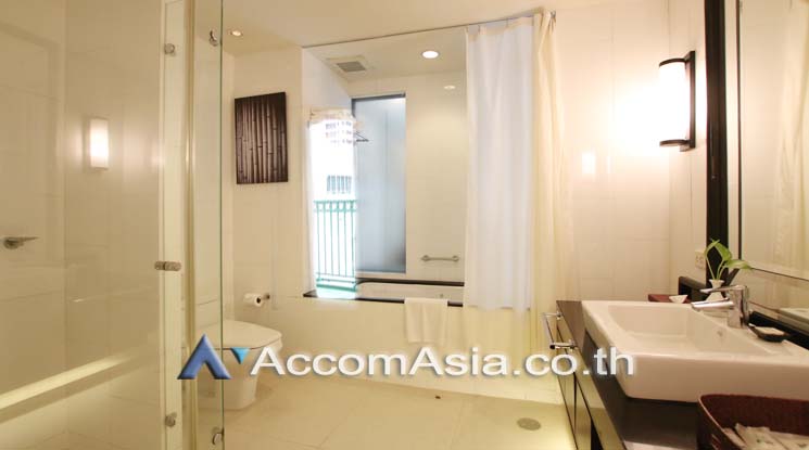 10  2 br Apartment For Rent in Silom ,Bangkok MRT Silom - BTS Sala Daeng at Luxurious Colonial Style AA18378