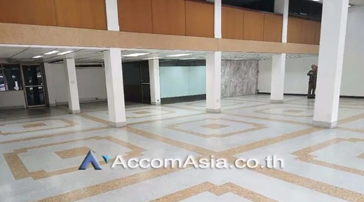 unit Shophouse For Rent in Ratchadaphisek, Bangkok  near MRT Huai Khwang (AA18444)