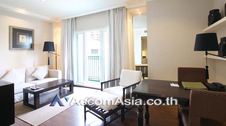  1  1 br Apartment For Rent in Silom ,Bangkok MRT Silom - BTS Sala Daeng at Luxurious Colonial Style AA18450