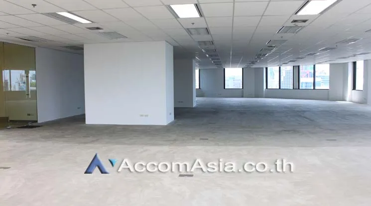 unit Office space For Rent in Sukhumvit, Bangkok  near BTS Phrom Phong (AA18518)