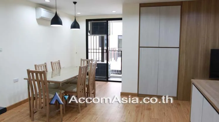 unit 2 Bedrooms  Apartment For Rent in Sukhumvit, Bangkok  near BTS Thong Lo (AA18537)