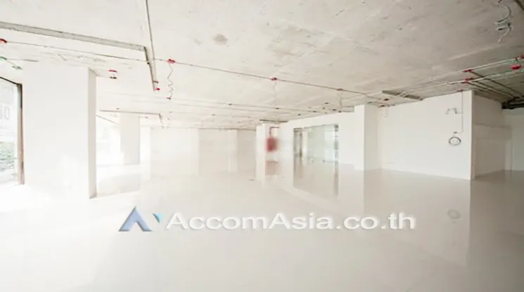 unit Retail / showroom For Rent in Ratchadaphisek, Bangkok  near MRT Ratchadaphisek (AA18556)