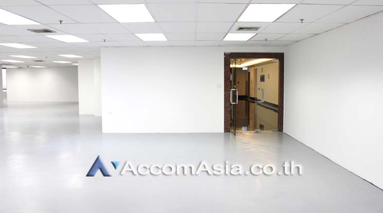 4  Office Space For Rent in Sukhumvit ,Bangkok BTS Asok - MRT Sukhumvit at Ocean Tower 1 AA18606