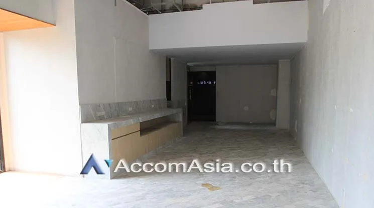 unit Retail / showroom For Rent in Sukhumvit, Bangkok  near BTS Thong Lo (AA18748)