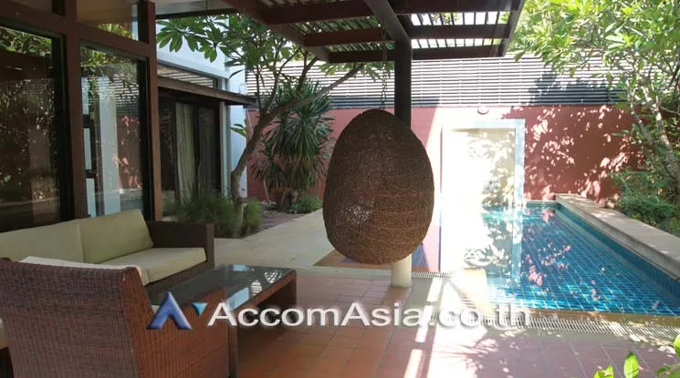 unitPrivate Swimming Pool |  4 Bedrooms  House For Rent in Sukhumvit, Bangkok  near BTS Thong Lo (AA18786)