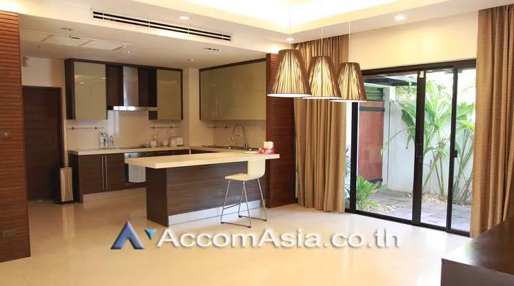 7  4 br House for rent and sale in Sukhumvit ,Bangkok BTS Thong Lo at A Peaceful Garden House AA18786