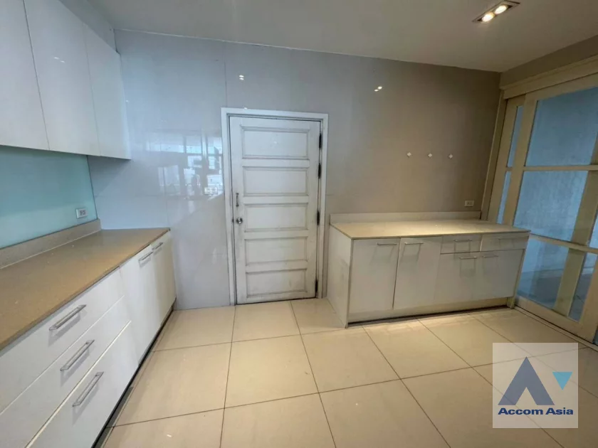 12  3 br Condominium For Rent in Sathorn ,Bangkok MRT Khlong Toei at Baan Yen Akard 21142