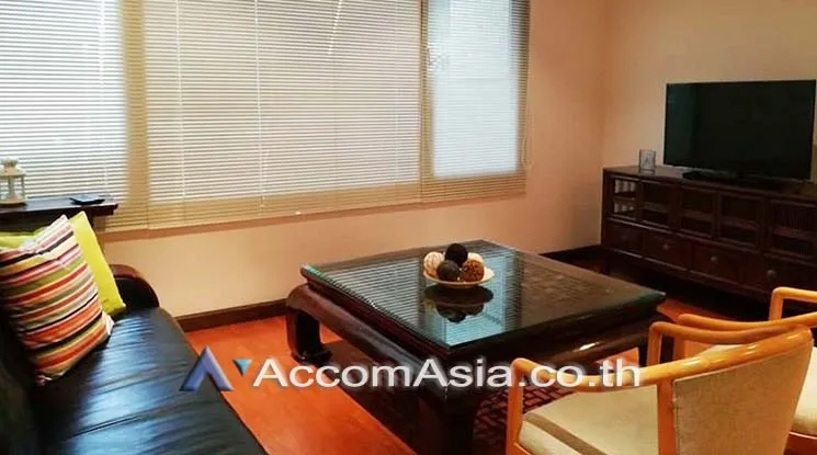 unit 1 Bedroom  Condominium For Rent in Sathorn, Bangkok  near BTS Chong Nonsi - MRT Lumphini (AA18791)
