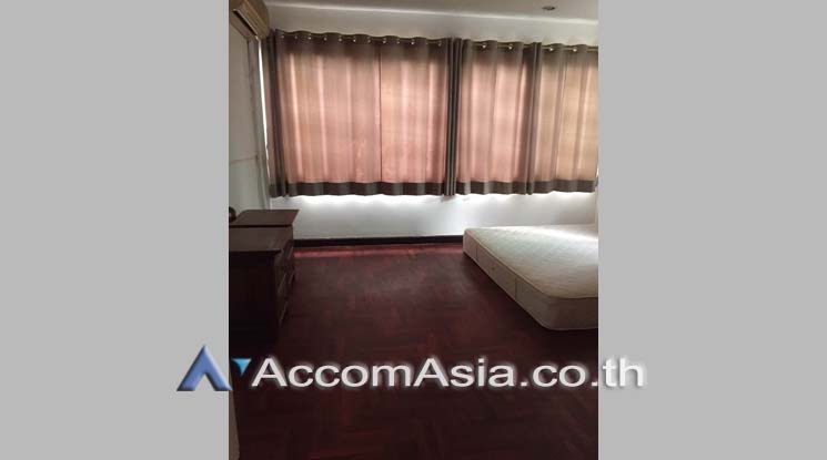 8  3 br House For Rent in Ploenchit ,Bangkok BTS Chitlom AA18836