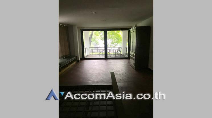 10  3 br House For Rent in Ploenchit ,Bangkok BTS Chitlom AA18836