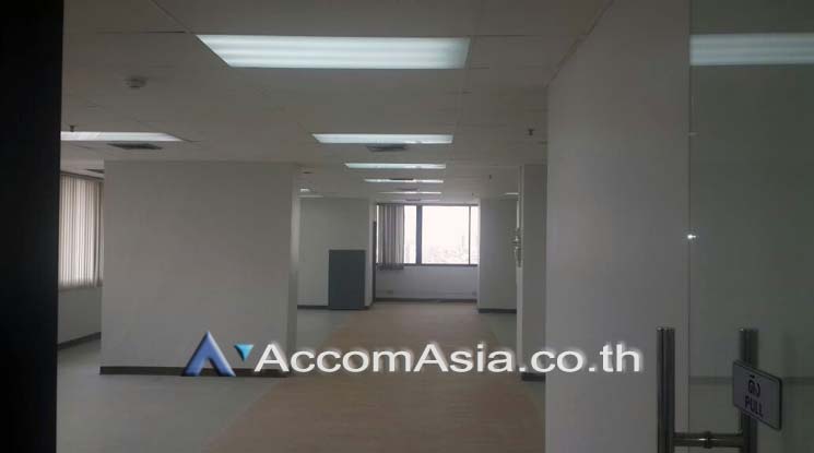 9  Office Space For Rent in Sathorn ,Bangkok BRT Thanon Chan at LPN Tower Nang Linchee AA18844