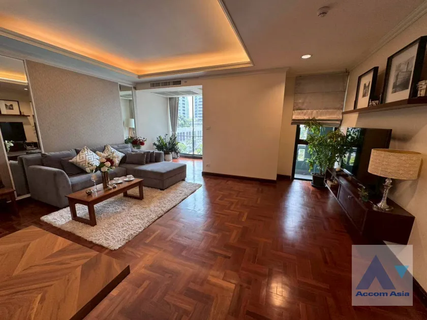 unit 2 Bedrooms  Apartment For Rent & Sale in Ploenchit, Bangkok  near BTS Ploenchit (AA18845)