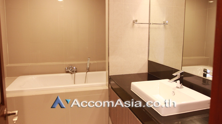 5  2 br Apartment For Rent in Ploenchit ,Bangkok BTS Ploenchit at Residence of Bangkok AA18848