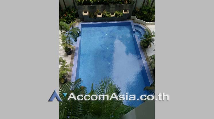 14  3 br Apartment For Rent in Sathorn ,Bangkok BTS Surasak at Central Area of Sathon A Short Walk to BTS Surasak AA18849