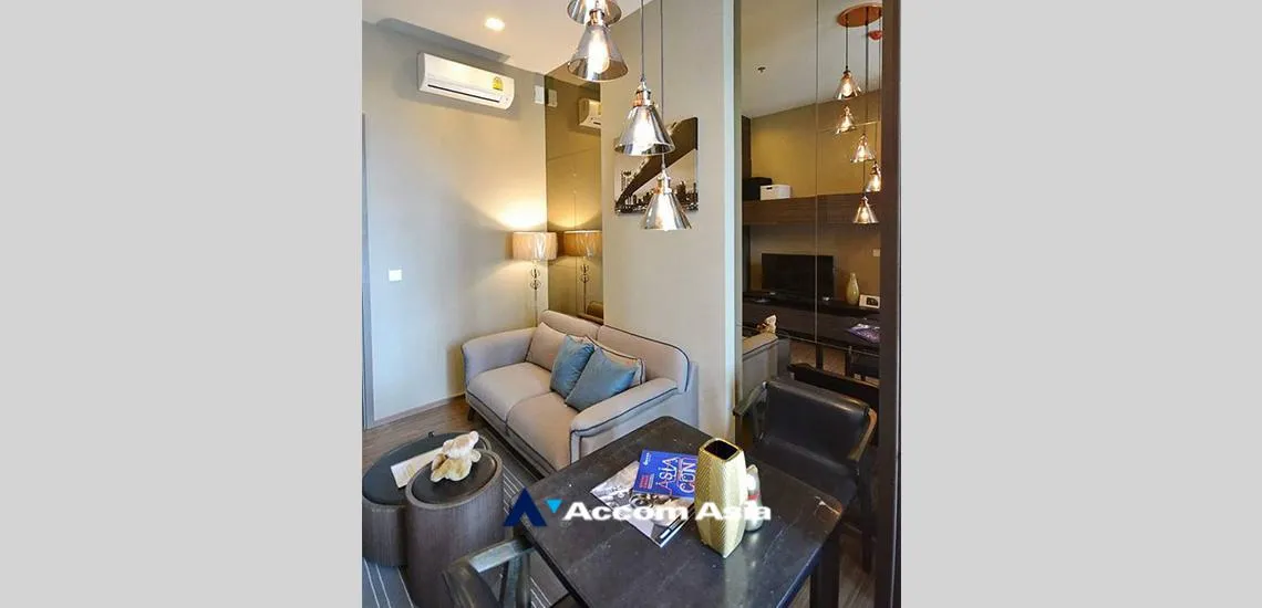 unit 1 Bedroom  Condominium For Sale in Sukhumvit, Bangkok  near BTS Phra khanong (AA18884)