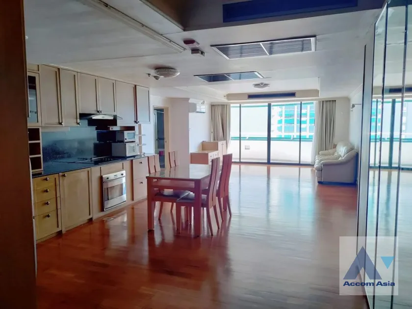 unitPet friendly |  2 Bedrooms  Condominium For Rent in Sukhumvit, Bangkok  near MRT Sukhumvit - BTS Asok (AA18914)