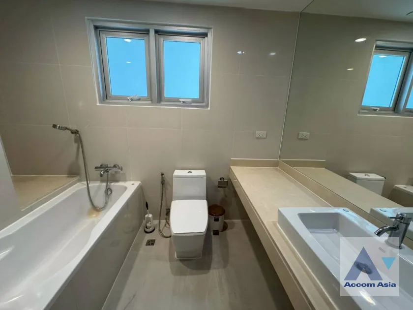 14  2 br Condominium for rent and sale in Ploenchit ,Bangkok BTS Ratchadamri at The Rajdamri AA18941