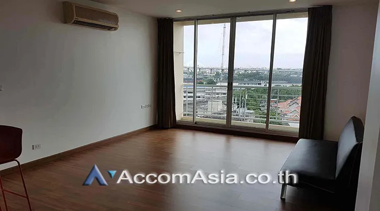 unit 3 Bedrooms  Condominium For Rent in Sathorn, Bangkok  near BRT Wat Priwat (AA18947)