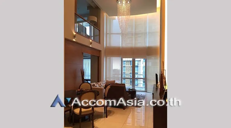 unitDuplex Condo |  2 Bedrooms  Condominium For Rent in Ploenchit, Bangkok  near BTS Ratchadamri (AA18960)