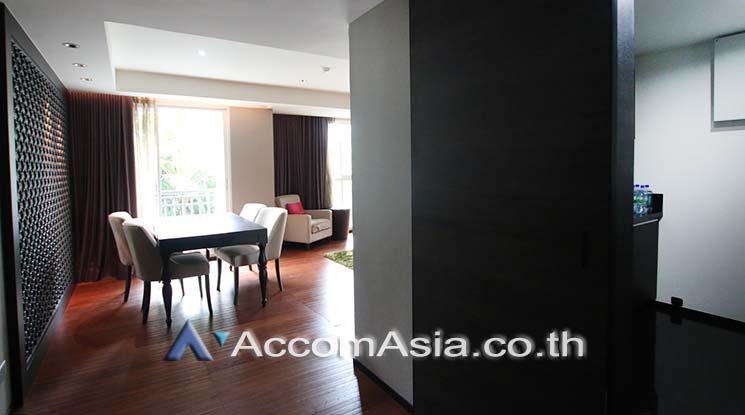 5  2 br Condominium For Sale in Ploenchit ,Bangkok BTS Ratchadamri at Sarasini Residence AA18982