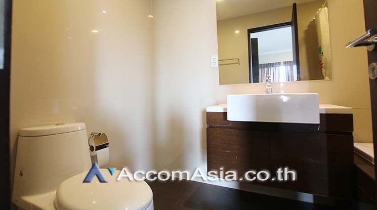 7  2 br Condominium For Sale in Sukhumvit ,Bangkok BTS Thong Lo at Noble Remix AA19039