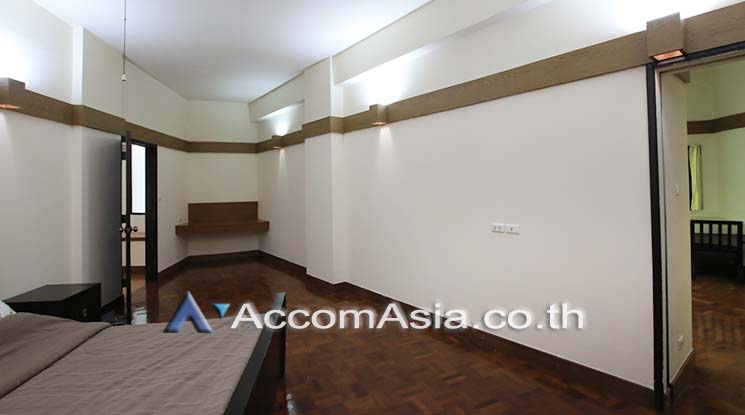 6  3 br Apartment For Rent in Ploenchit ,Bangkok BTS Ploenchit at Set among tropical atmosphere AA19080