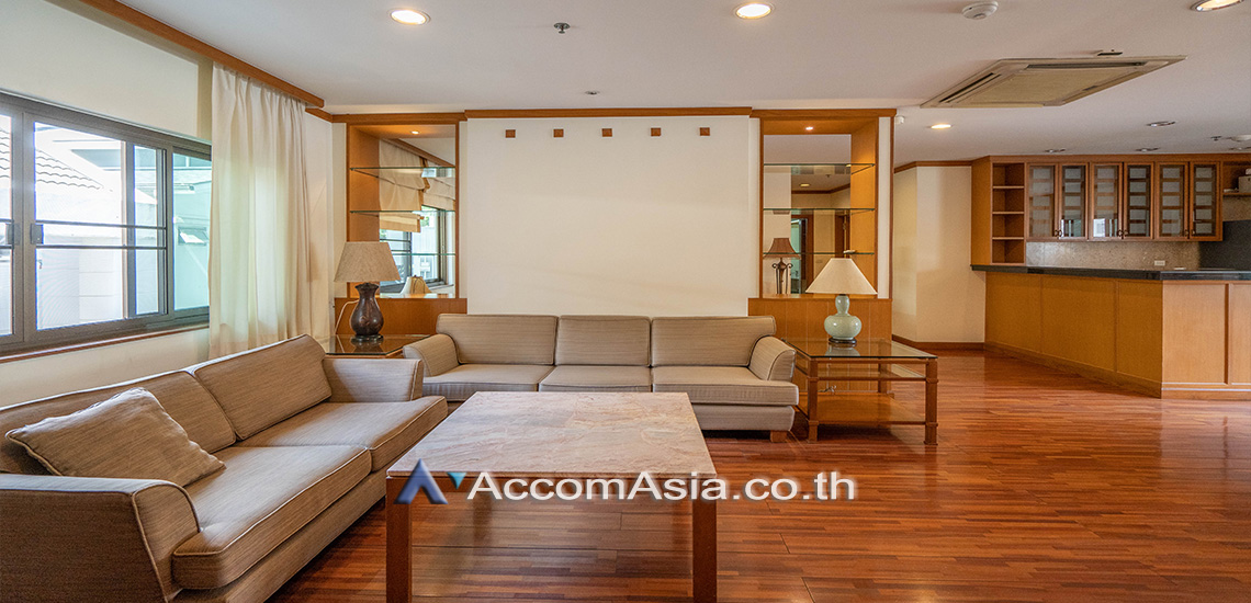 5  2 br Apartment For Rent in Sathorn ,Bangkok BTS Chong Nonsi at Cozy Low-rise Apartment in Sathorn, Walk to BTS 6 mins. AA19122