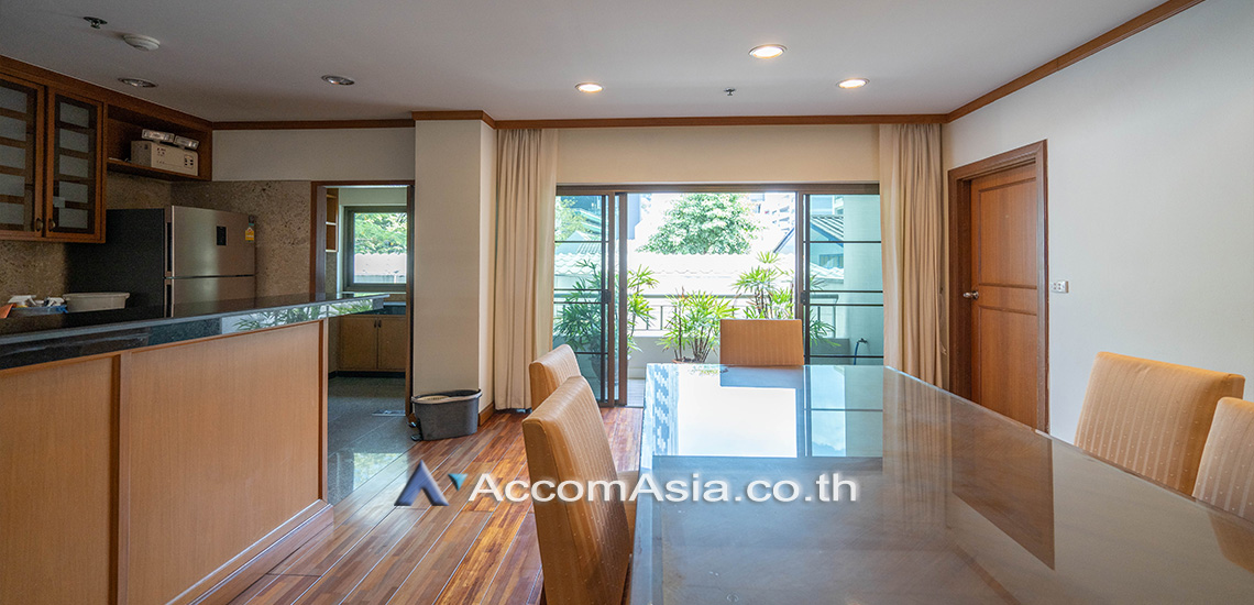 8  2 br Apartment For Rent in Sathorn ,Bangkok BTS Chong Nonsi at Cozy Low-rise Apartment in Sathorn, Walk to BTS 6 mins. AA19122