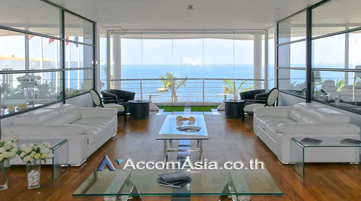 Private Swimming Pool | Exclusive Penthouse Direct Beachfront Condominium  2 Bedroom for Sale   in Sukhumvit Bangkok