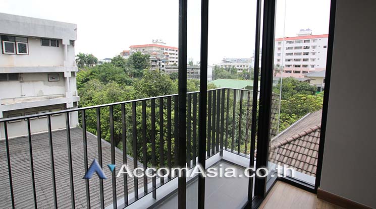 10  Studio Condominium For Sale in Phaholyothin ,Bangkok BTS Ari at Fynn Aree AA19145