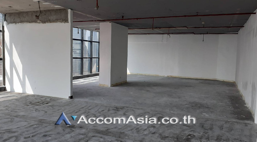  1  Office Space For Rent in Sukhumvit ,Bangkok BTS Ekkamai at Bangkok Business Center AA19220
